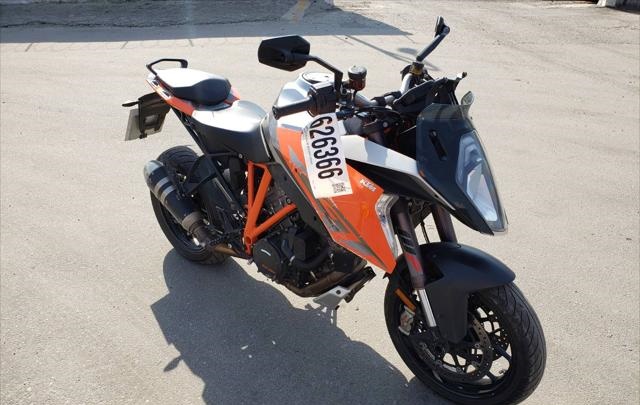 KTM 1290 SUPER DUKE